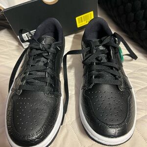 Air Jordan 1LowG GOLF shoes